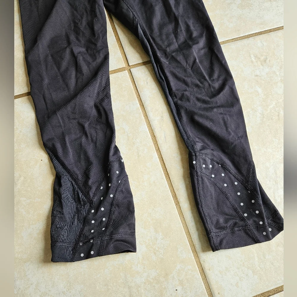Lululemon capri leggings - Picture 2 of 7